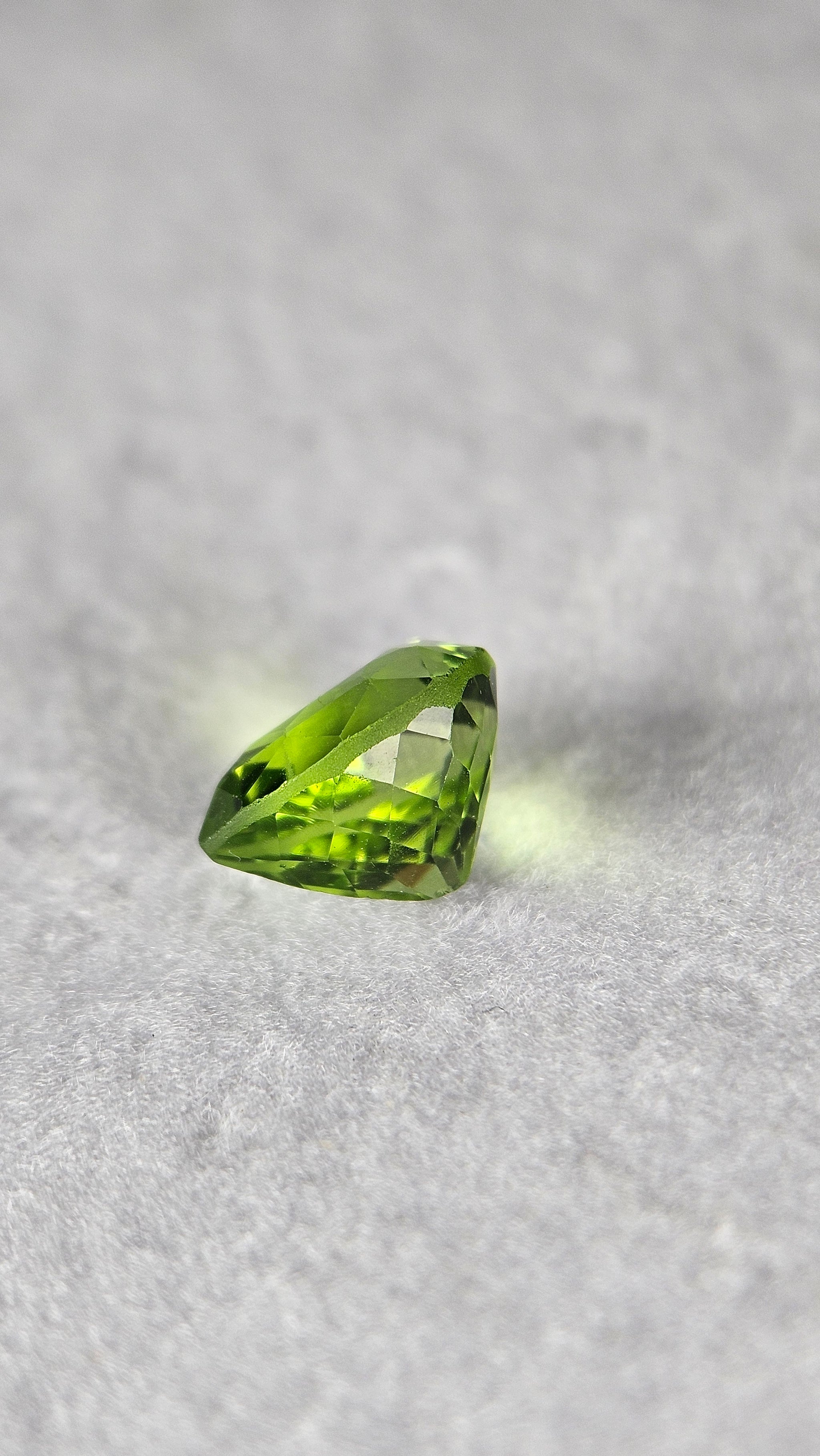 2.20 CT Vivid Green Peridot Gem -
