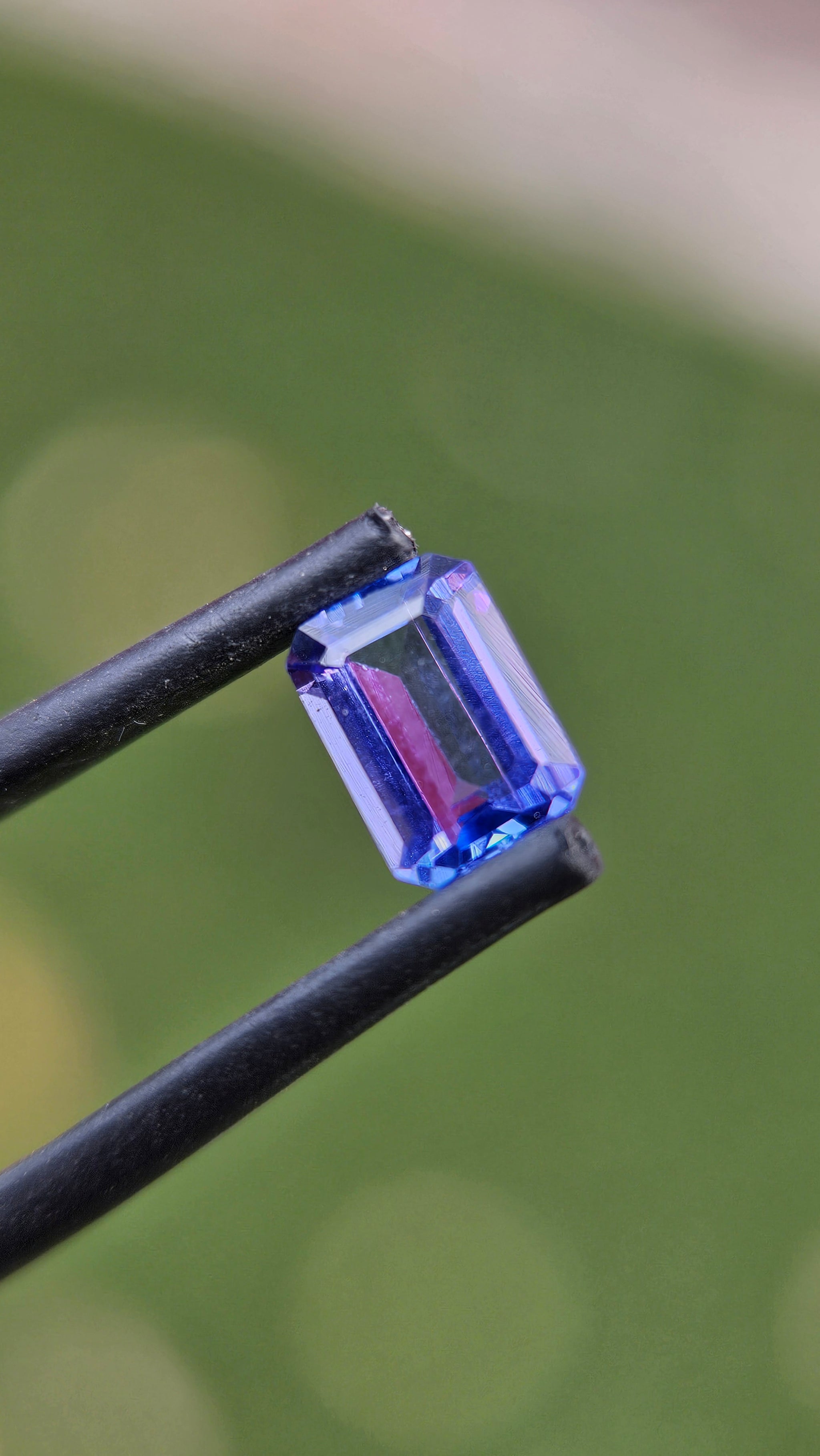1.04 Cts Tanzanite - Premium Grades