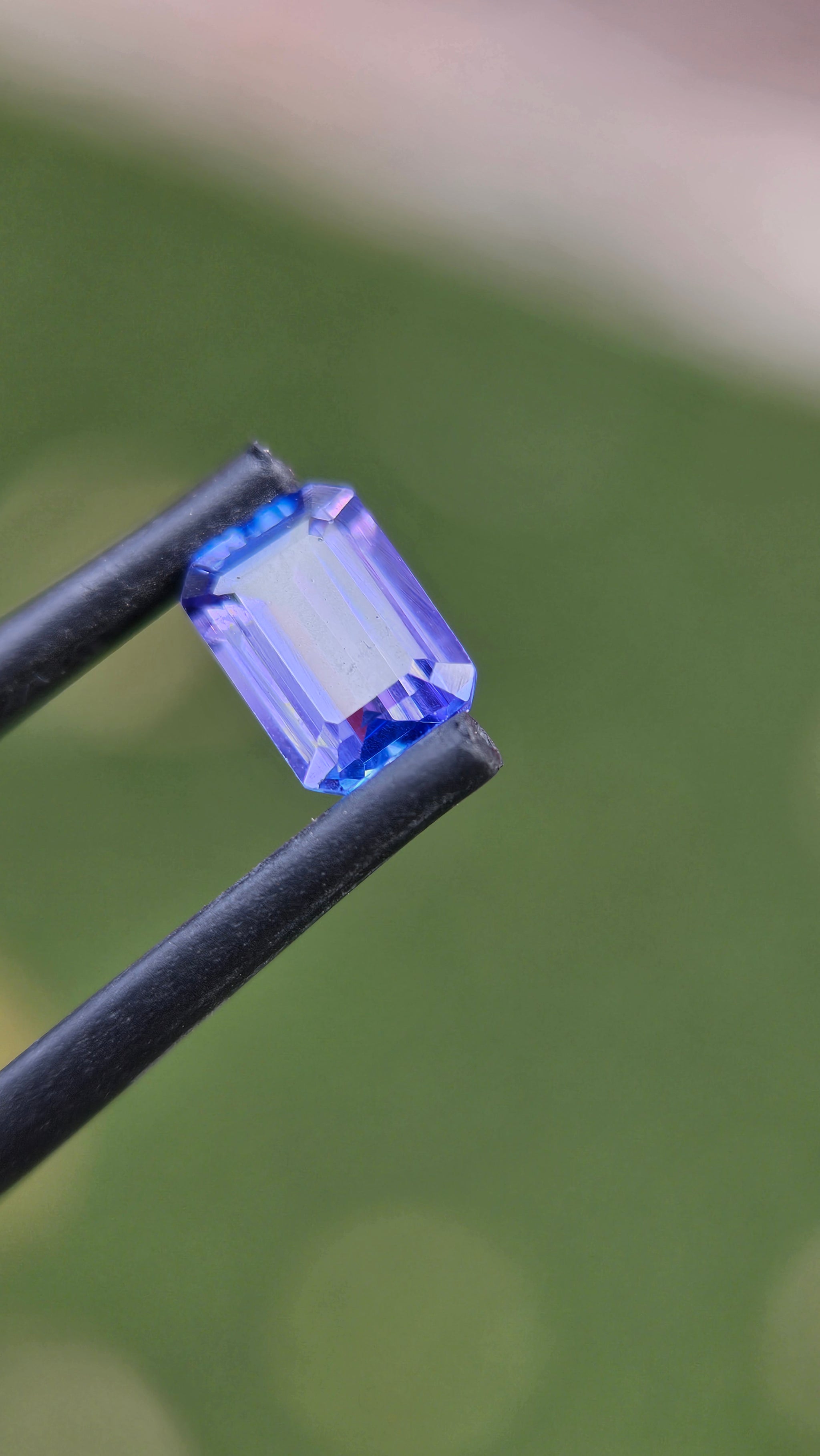 1.04 Cts Tanzanite - Premium Grades