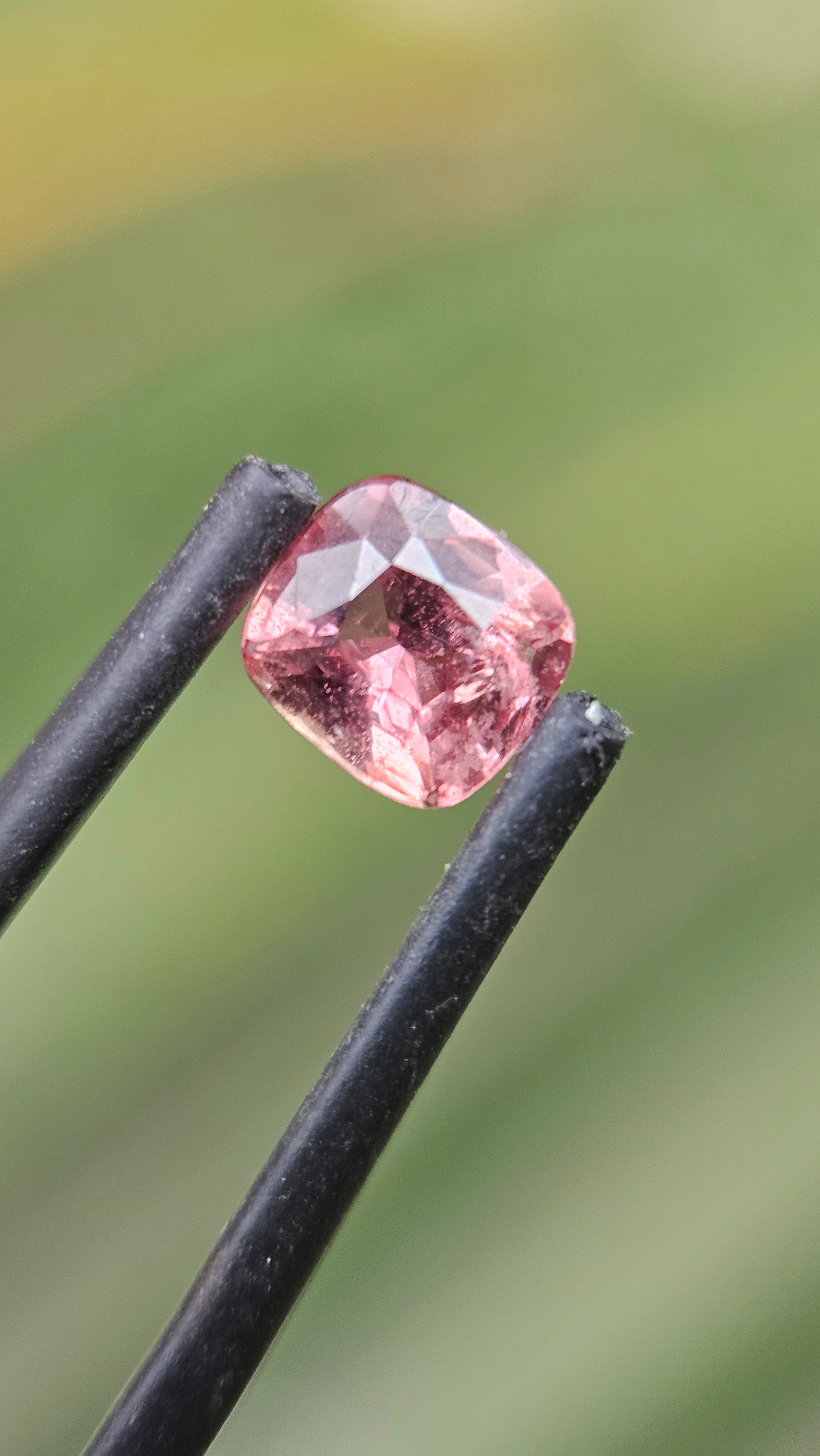 1.05ct SUNSET Padparadscha Sapphire Certified