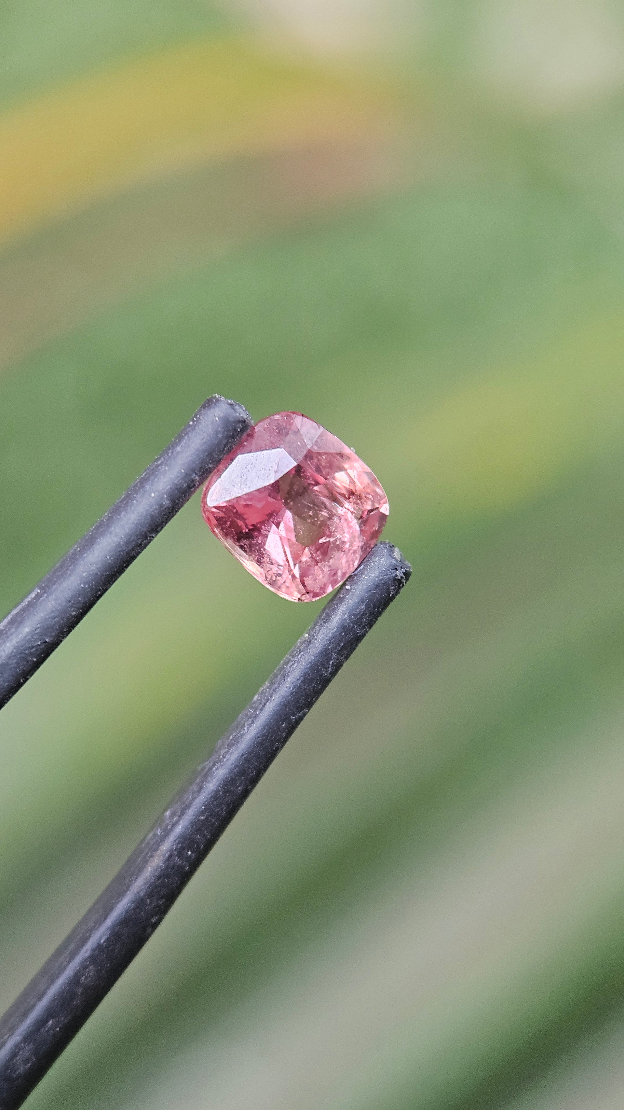 1.05ct SUNSET Padparadscha Sapphire Certified