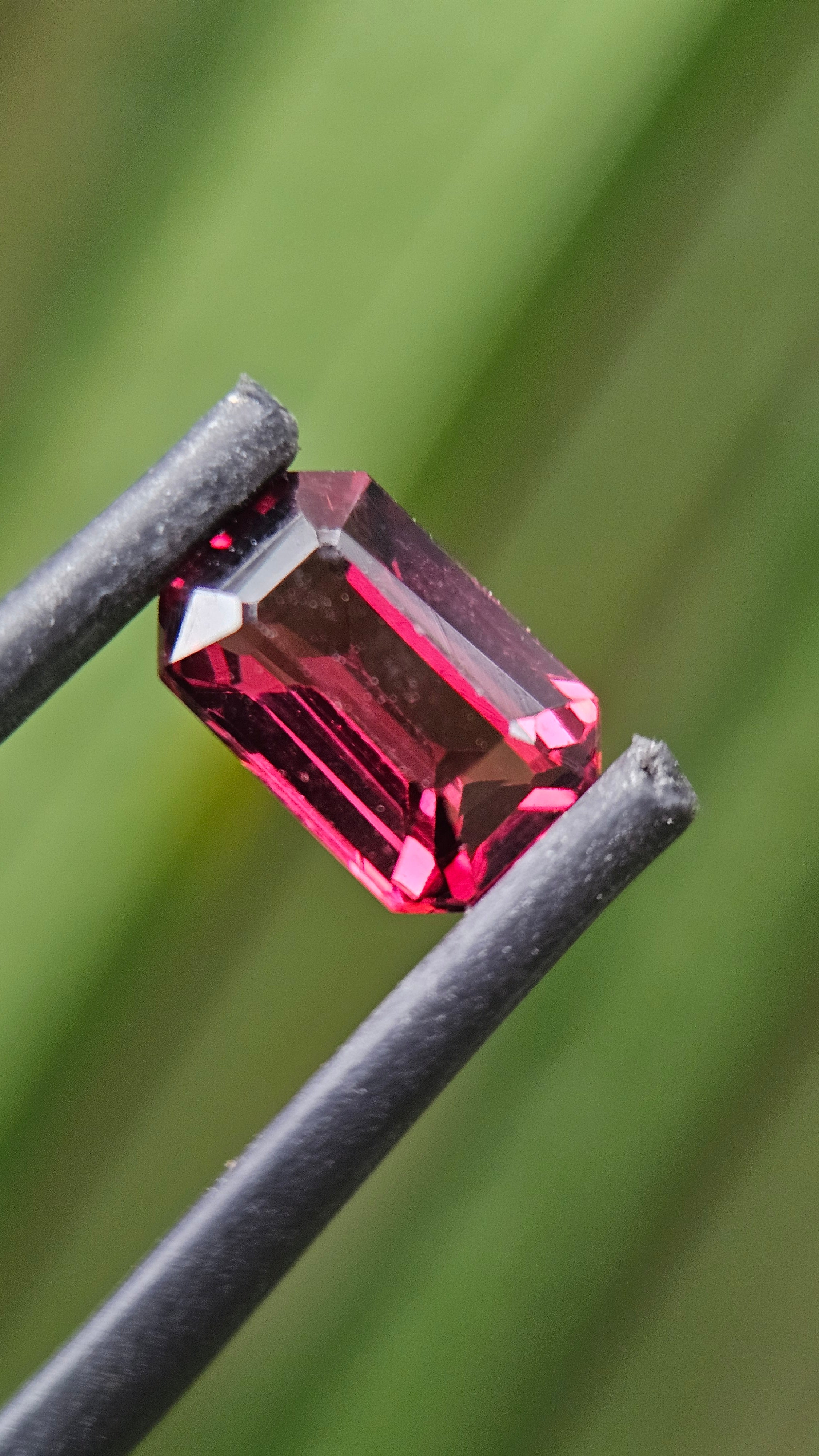 1.74ct Mahenge Pink Garnet