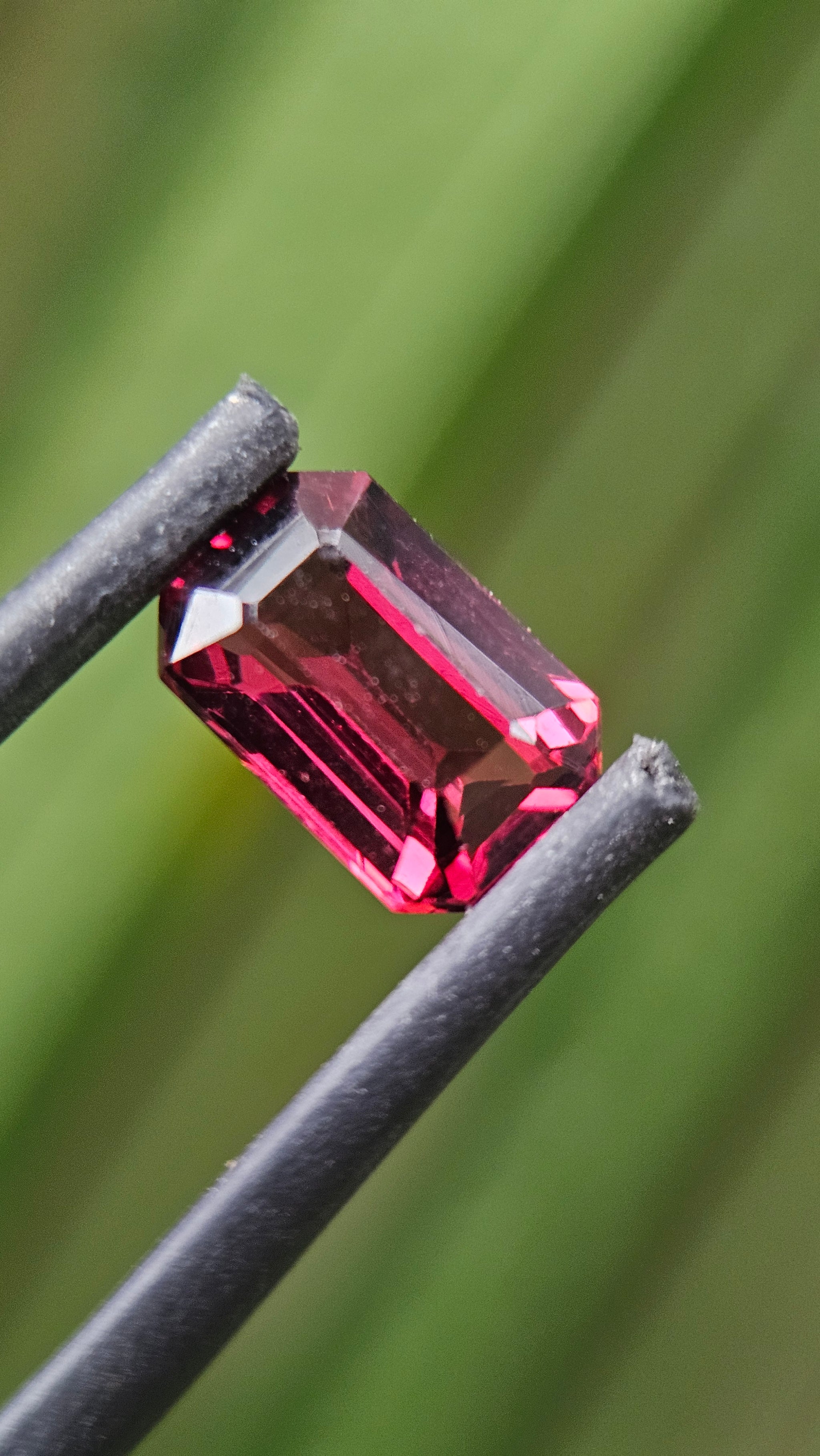 1.74ct Mahenge Pink Garnet