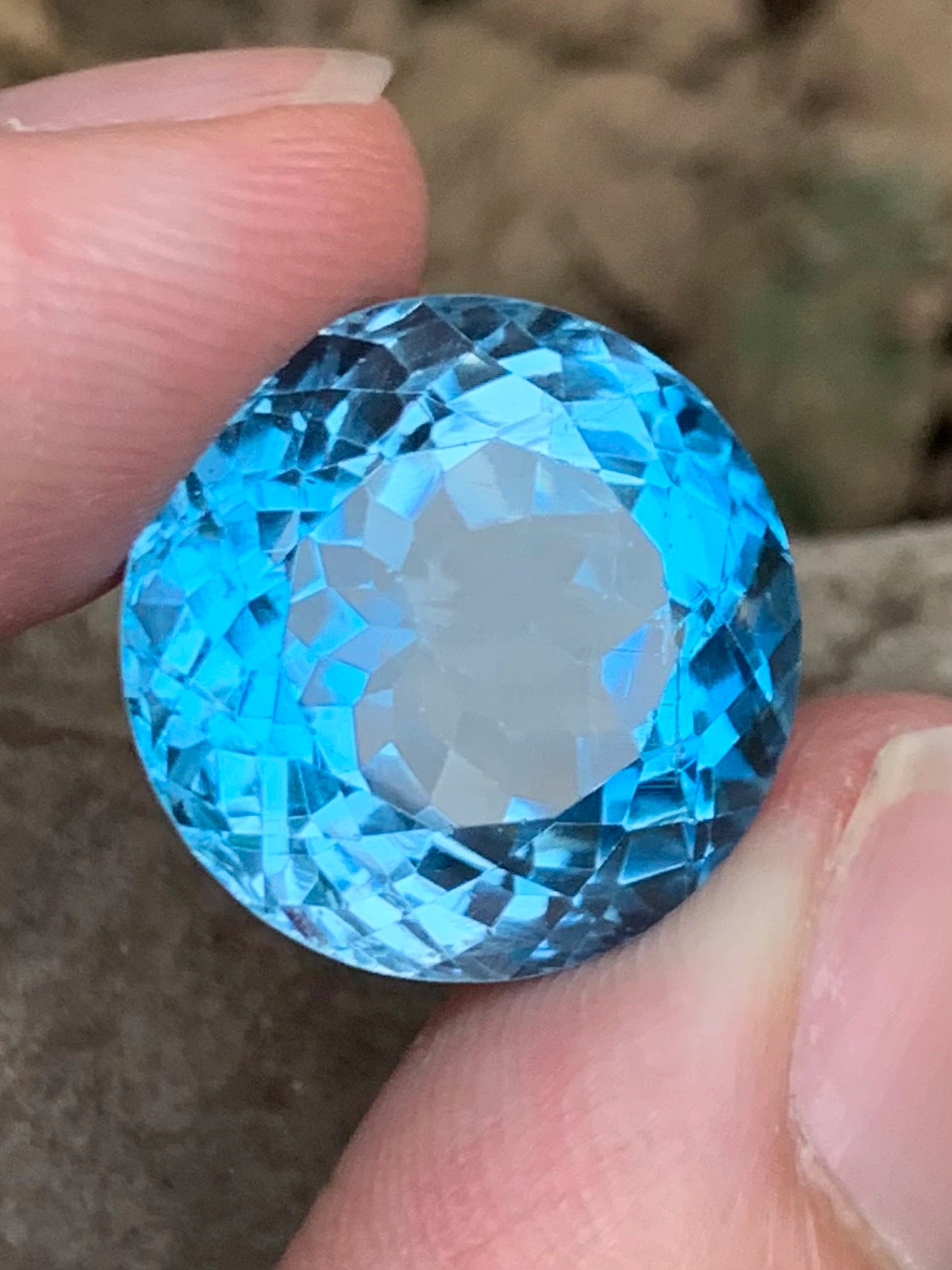 Swiss Blue Topaz 25.90ct