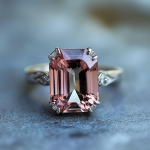 AIG certificate 0.99 ct Natural Padparacha Sapphire - Image 1