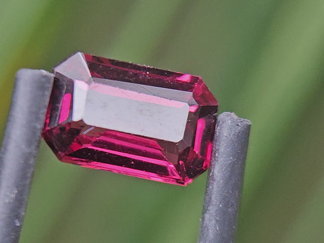 1.74ct Mahenge Pink Garnet