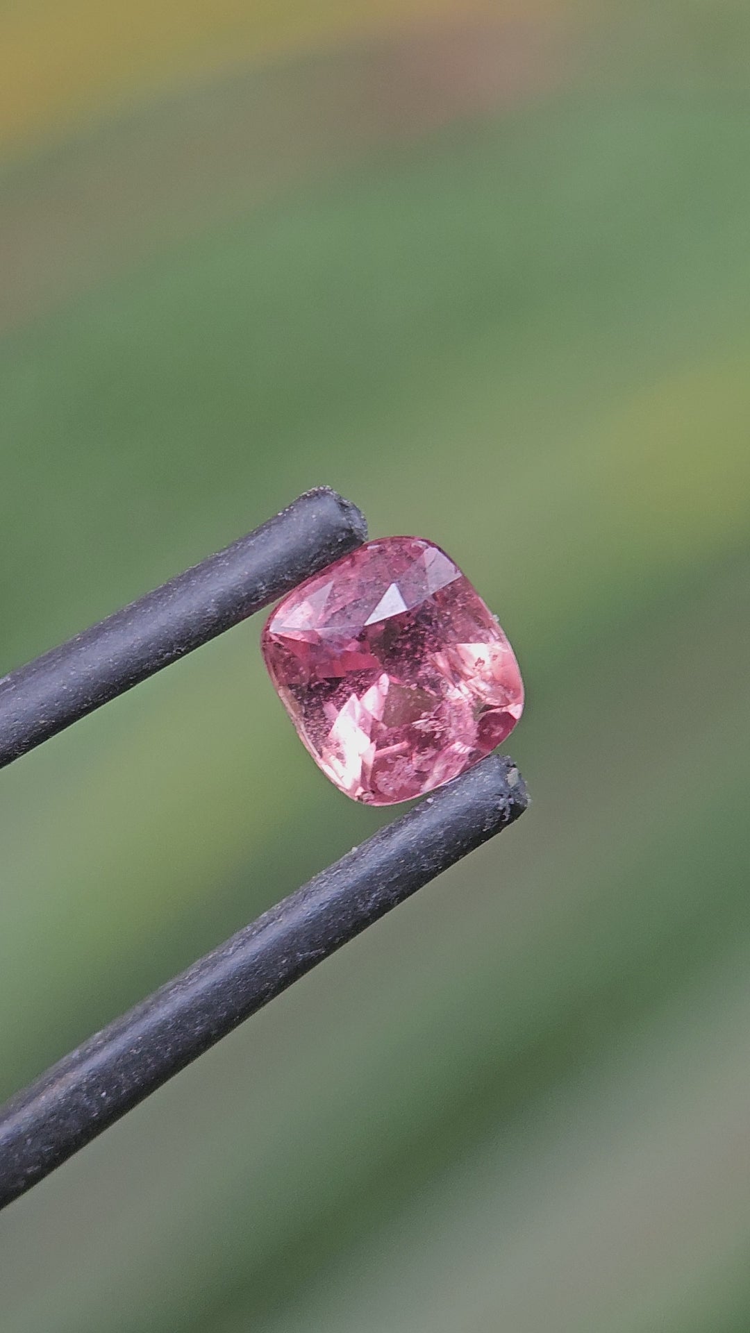 1.05ct SUNSET Padparadscha Sapphire Certified